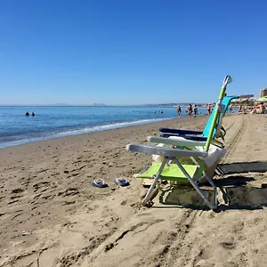 https://alborn-beach-by-marjohn.1costadelsol.com