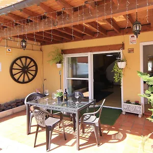 https://casa-vazquez.tenerifehoteles.net